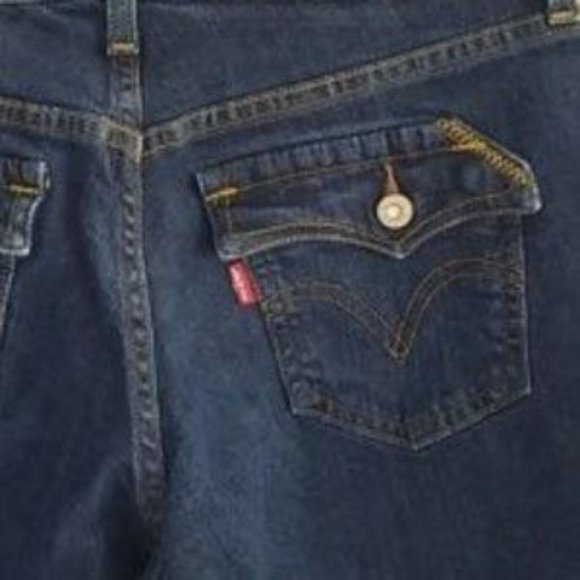 Levi's 515 Boot Cut Dark Denim Back Flap Pocket Jeans SZ 4M - Picture 9 of 9